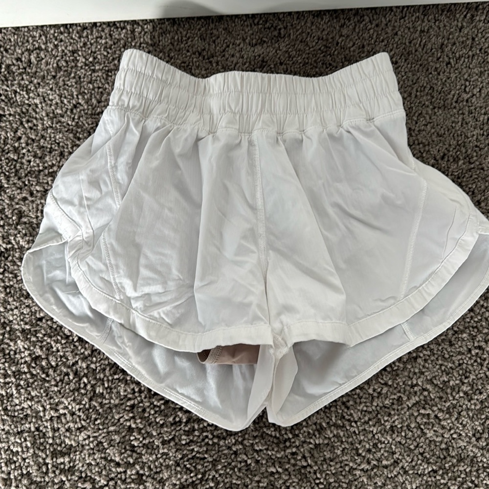 Lululemon, women’s size 6, Track that High-rise lined Shorts 3”